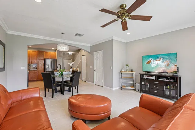 Residence photo 10