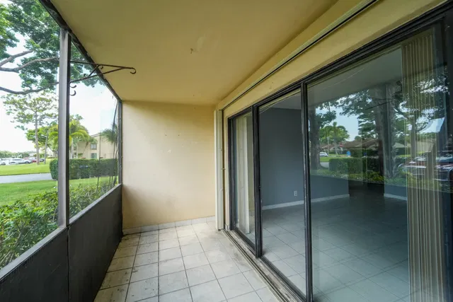  Unit A1 photo 18
