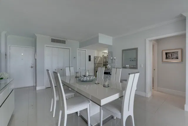 The Patrician of Palm Beach Unit 424 photo 9