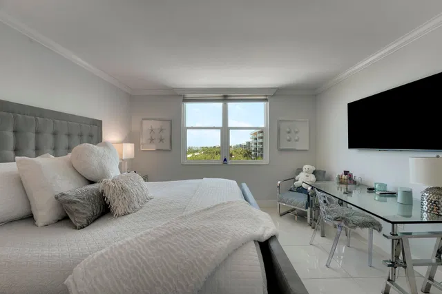 The Patrician of Palm Beach Unit 424 photo 13