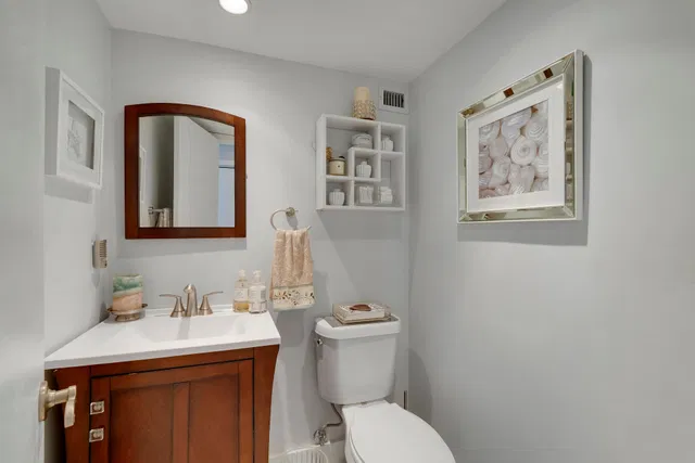 The Patrician of Palm Beach Unit 424 photo 15