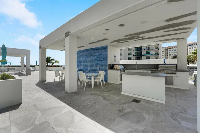 The Patrician of Palm Beach Unit 424 photo 17