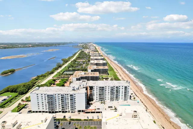 The Patrician of Palm Beach Unit 424 photo 22