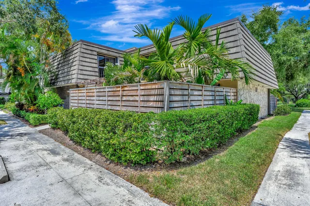 PGA National Palm Beach Gardens Residence photo 41