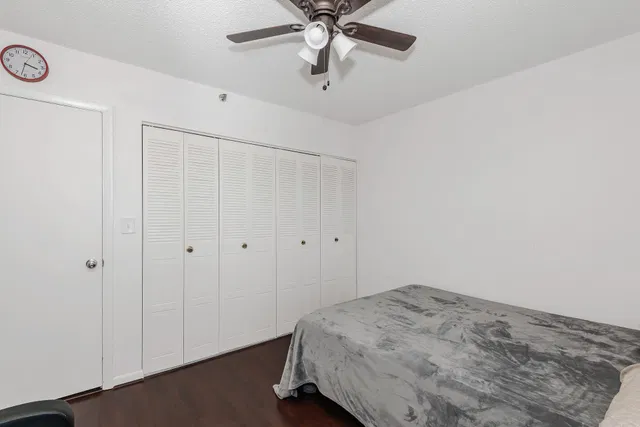 Unit 502 photo 23
