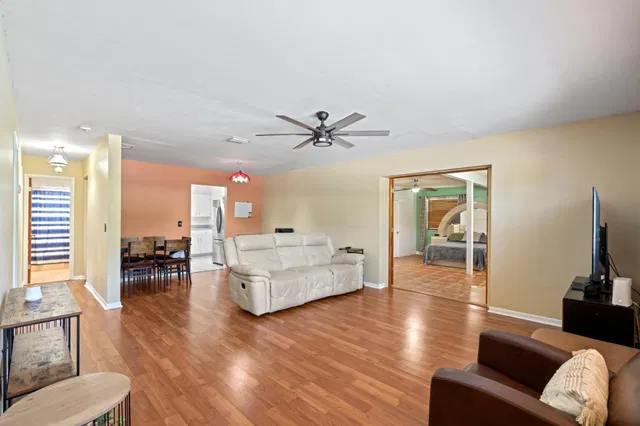 Residence photo 11