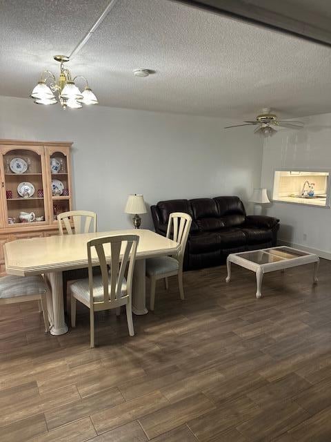 Unit 208 photo 5