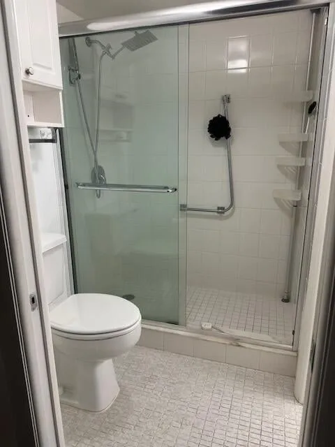 Unit 208 photo 17