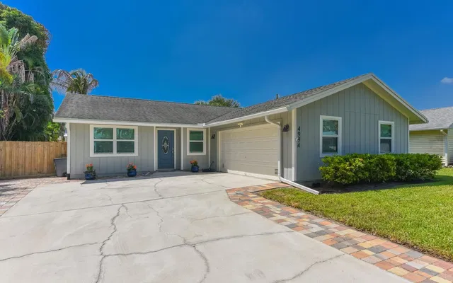 Rocky Point Residence photo 4