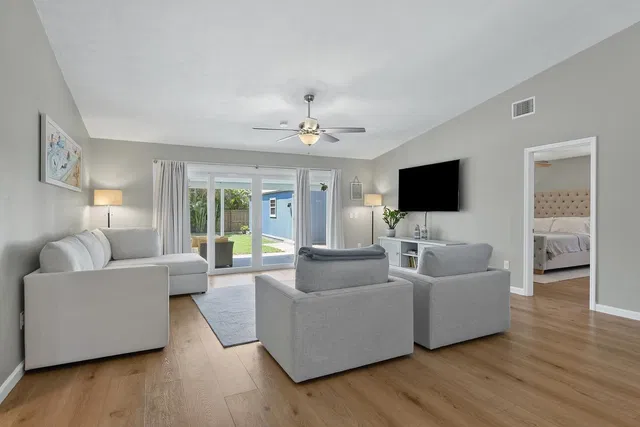Rocky Point Residence photo 8