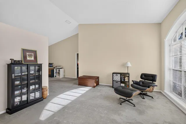 Residence photo 15