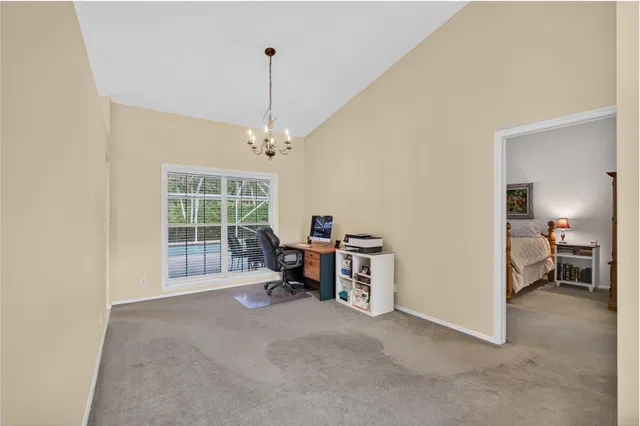 Residence photo 16