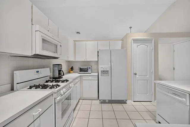 Residence photo 20