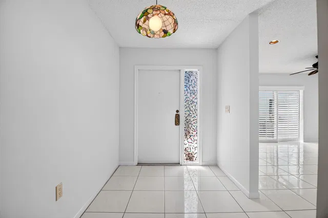  Residence photo 10