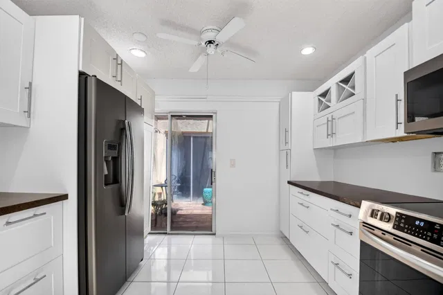  Residence photo 17