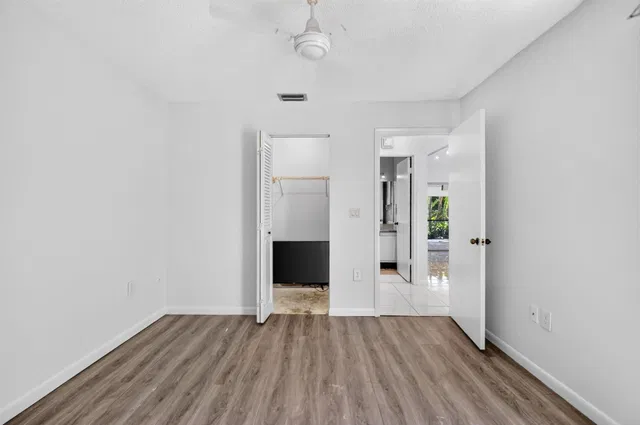  Residence photo 26