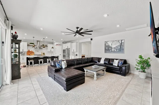 Residence photo 18