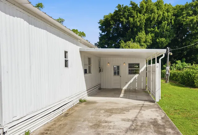 Residence photo 5