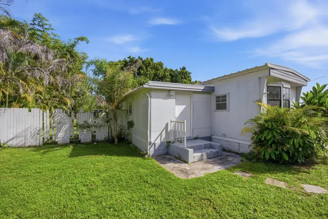 Residence photo 6