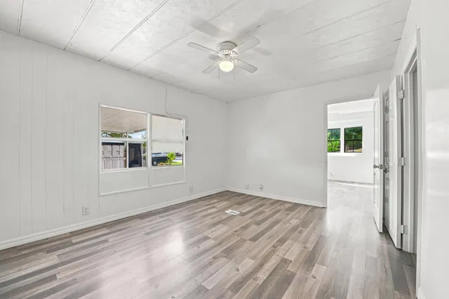 Residence photo 16