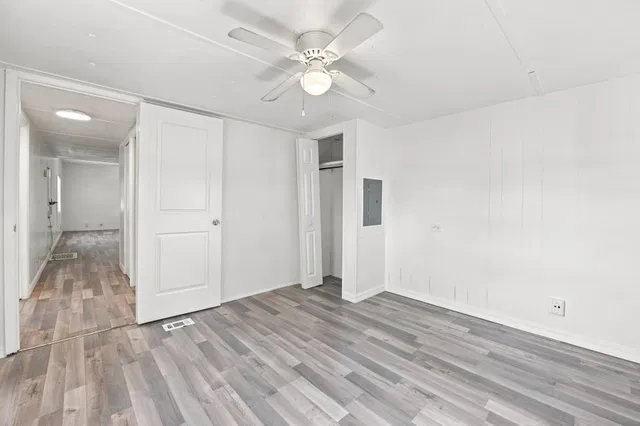 Residence photo 32