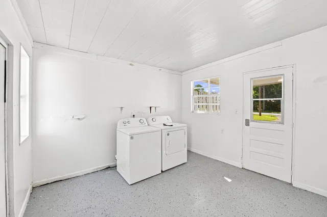 Residence photo 33
