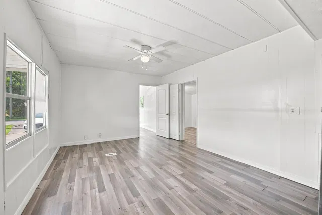 Residence photo 36