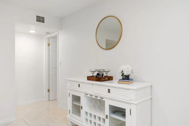  Unit 3210 photo 9