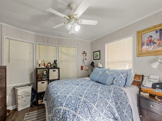 Residence photo 25