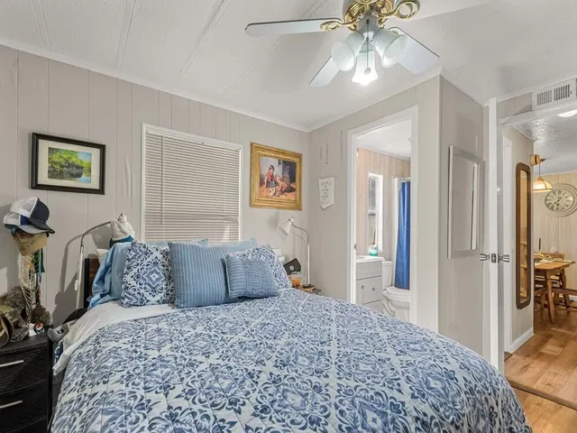 Residence photo 26