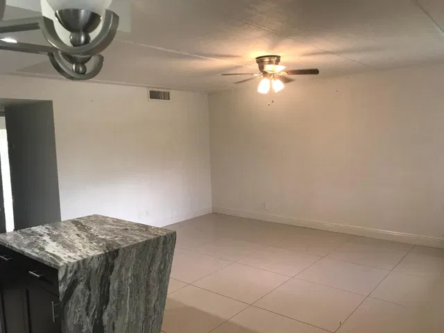 Unit 210 photo 4