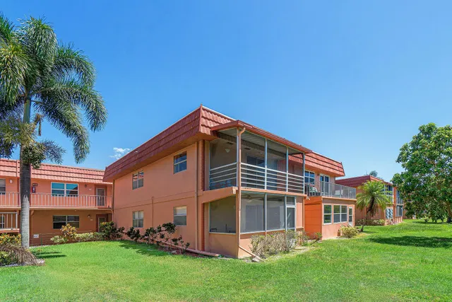  Residence photo 28