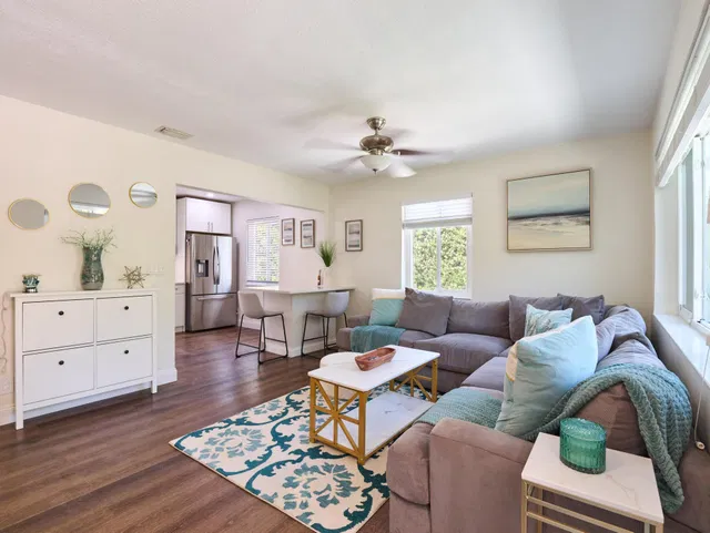  Residence photo 5
