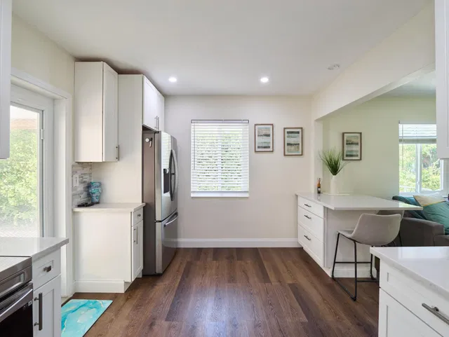  Residence photo 11