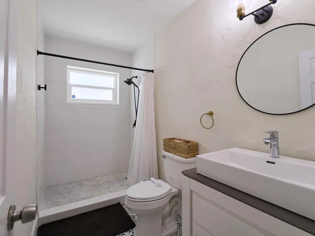  Residence photo 14