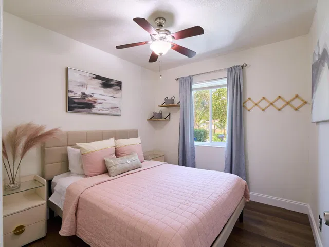  Residence photo 15