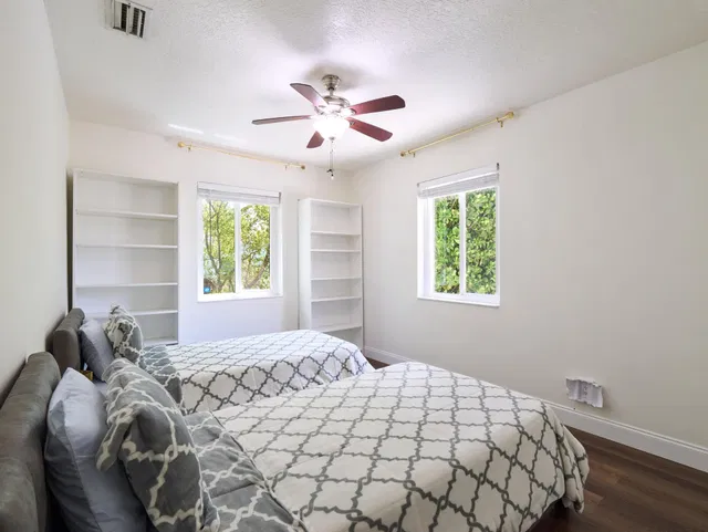  Residence photo 18
