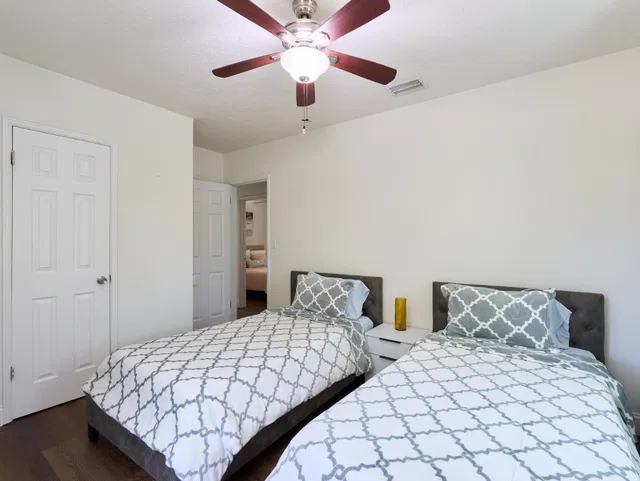  Residence photo 19