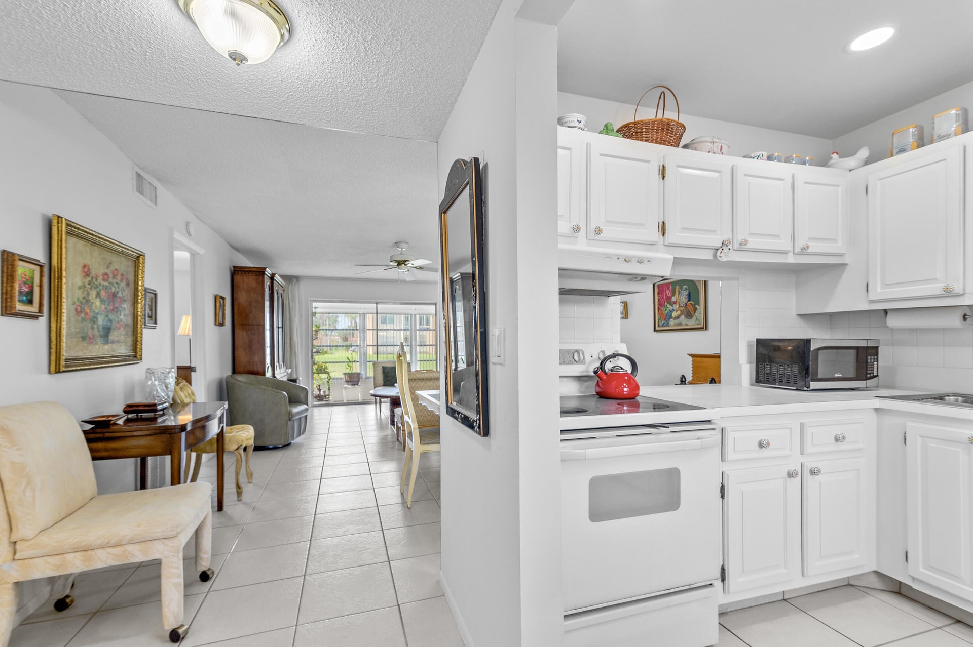 Residence photo 2