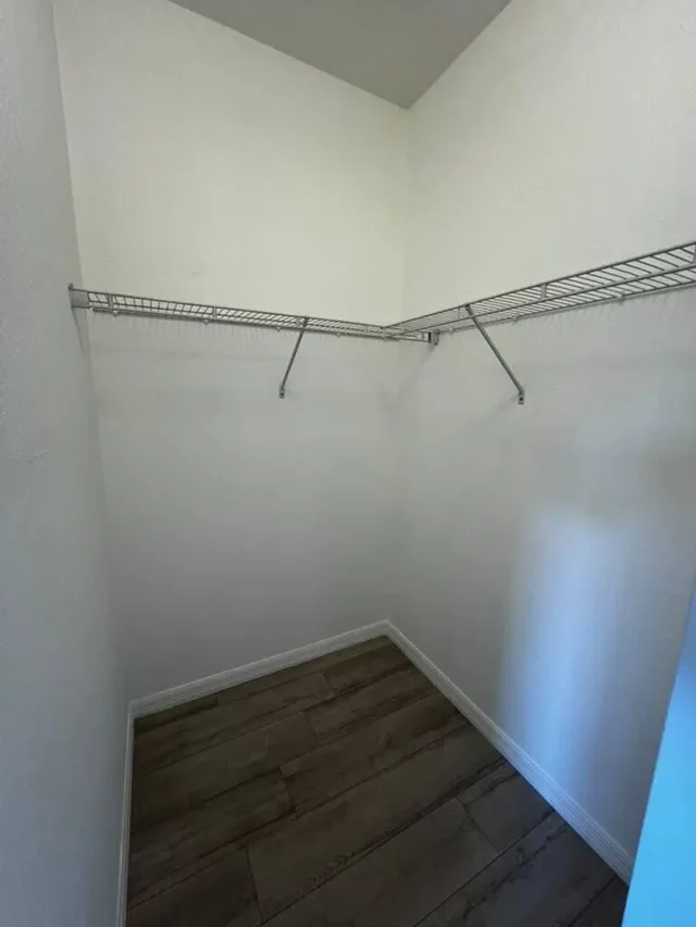 Residence photo 12