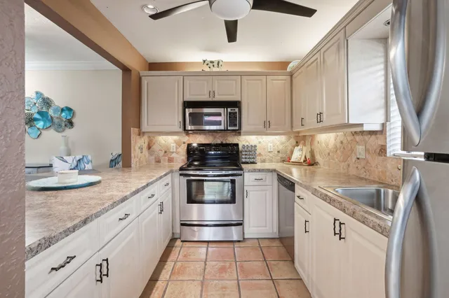 Residence photo 14