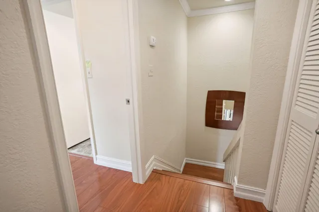 Residence photo 16