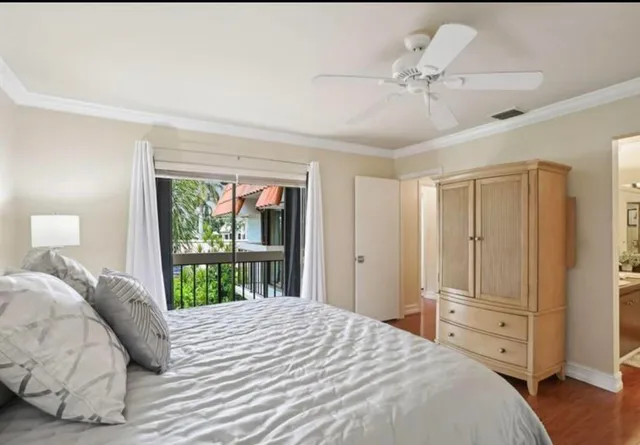 Residence photo 17