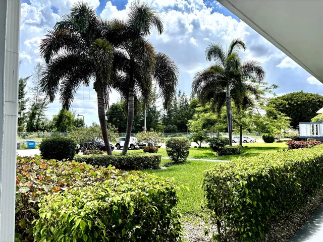 Residence photo 14