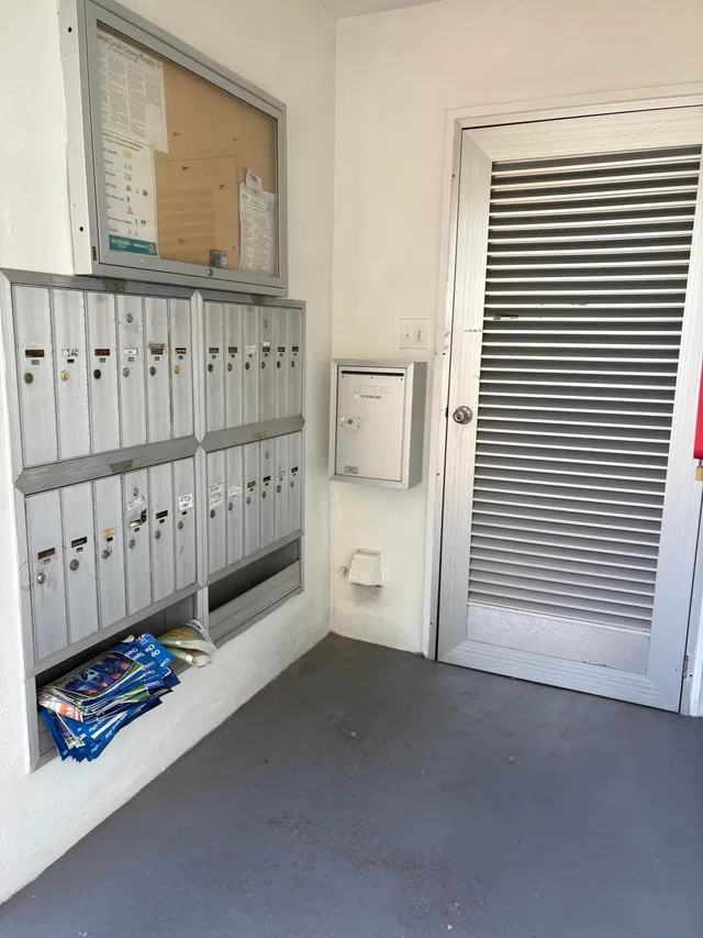 Residence photo 18