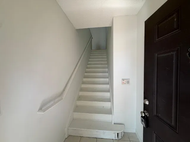 Unit 1304 photo 21