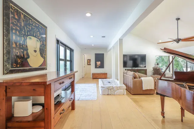 Residence photo 29
