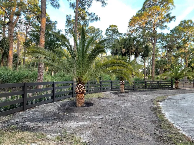 Residence photo 5