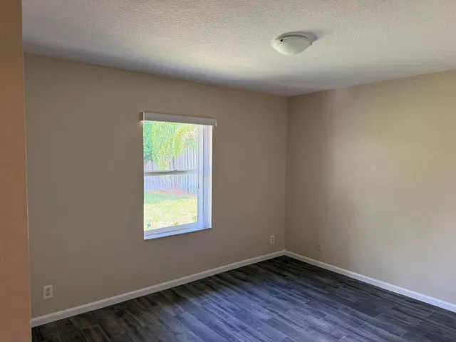 Residence photo 18