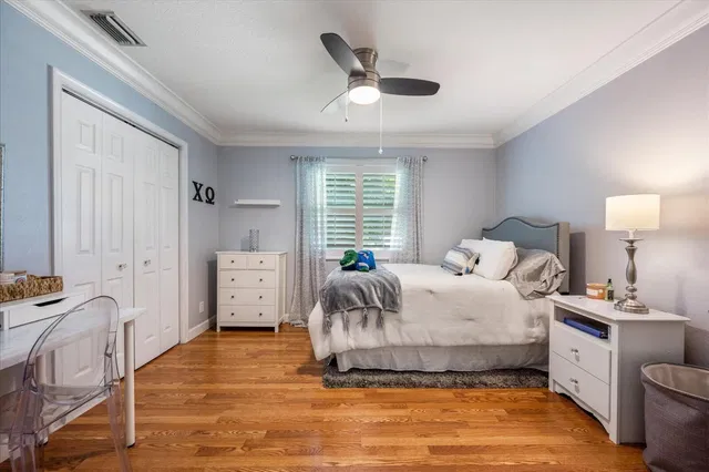 Residence photo 10